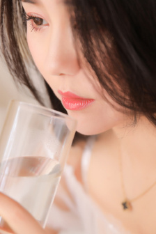按摩师舌头探了进去